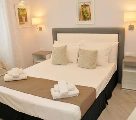 בית הארחה Migdal Luxury Porta Portese 4*