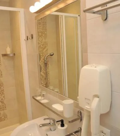 בית הארחה Migdal Luxury Porta Portese
